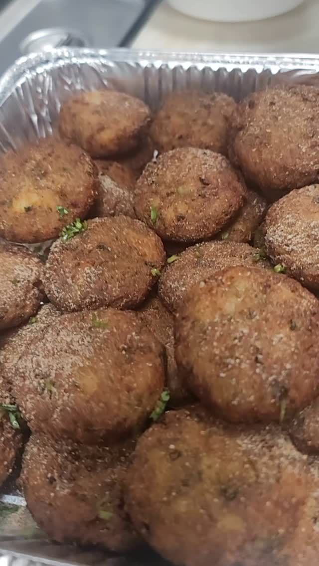Party, meeting, or just feeding a hungry crowd? We’ve got you! Slide into our DMs to cater your next occasion—big or small!

#milanustandoorigrill
#DurhamRegionEats #GTACatering #DurhamCatering #GTAEvents #SupportLocalDurham #DurhamFoodies #CateringGTA #TorontoEvents #DurhamSmallBusiness #GTAFoodie